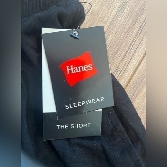 NWT Hanes Men's Tag Free Pajama Lounge Short with Side Pockets and tie string - Picture 2 of 5